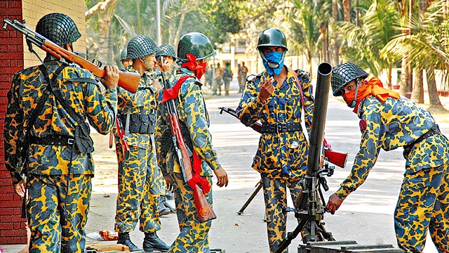 বিডিআর বিদ্রোহ : শেখ হাসিনাসহ ১৩ জনের বিরুদ্ধে মামলার আবেদন