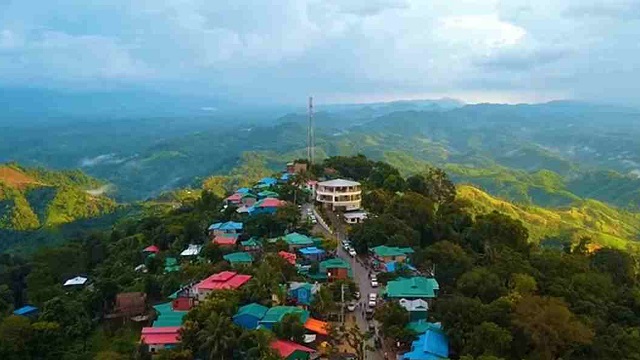 সাজেকে আটকা পড়েছে ৬ শতাধিক পর্যটক