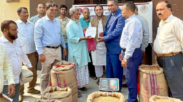 লাইসেন্স ছাড়া ধান-চাল মজুত করা যাবে না: খাদ্যমন্ত্রী