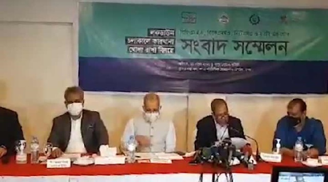 লকডাউনে পোশাক কারখানা খোলা রাখার দাবি