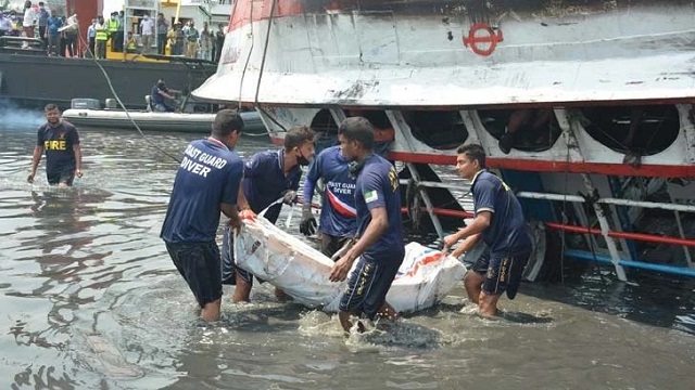 শীতলক্ষ্যায় লঞ্চডুবি:লাশ উদ্ধার আরও ৫ জন