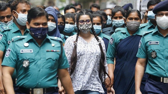 পরীমনির রিমান্ডের ঘটনায় হাইকোর্টে ক্ষমা চেয়েছেন ২ বিচারক